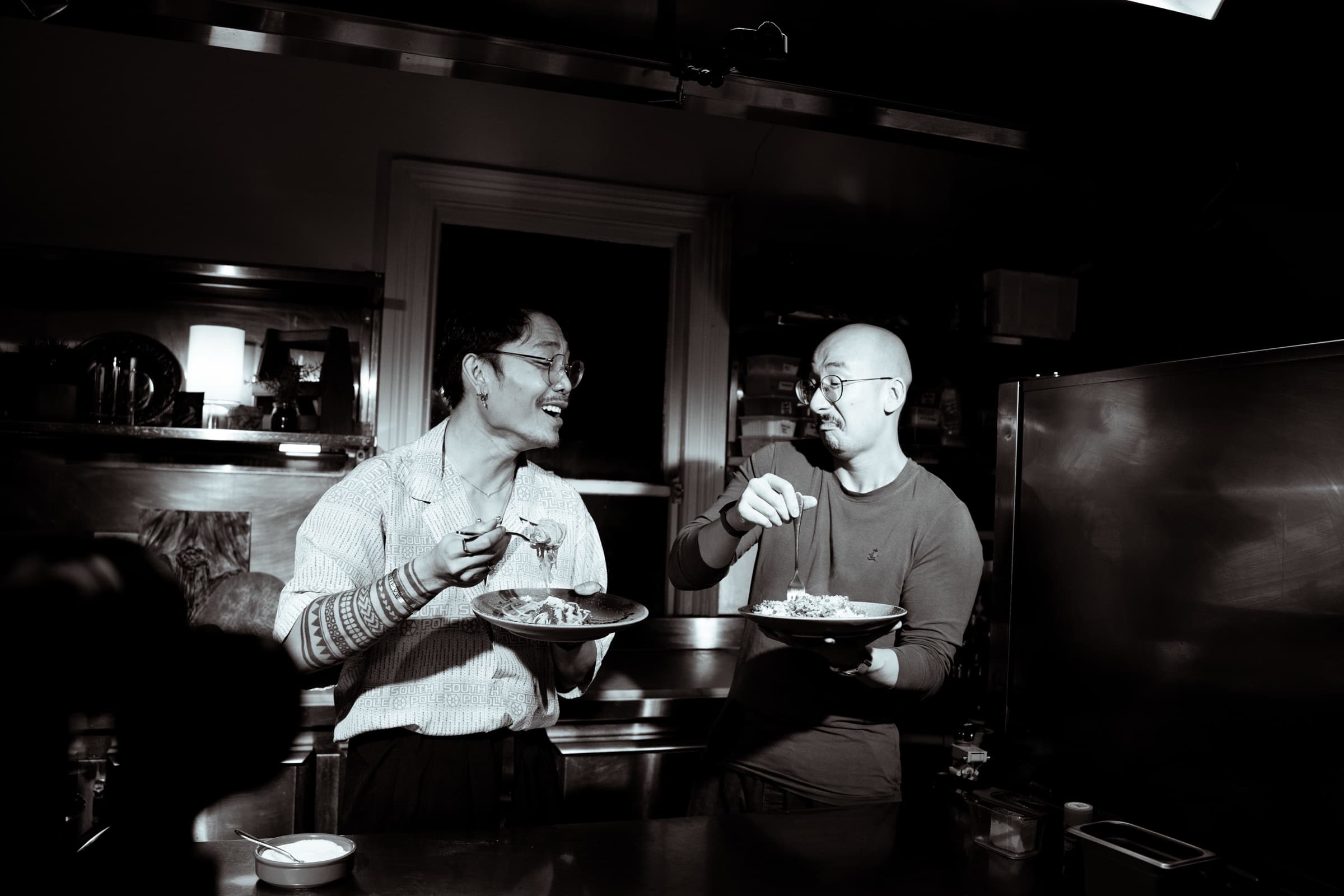 Fhred laughing hard at the tasting, Liem unconvinced